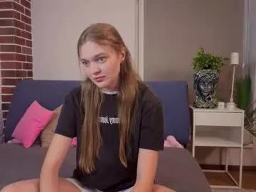 Masturbate to cute camslut Moirawenzinger moirawenzinger from Chaturbate