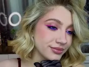 Freechat pinkadele on Chaturbate