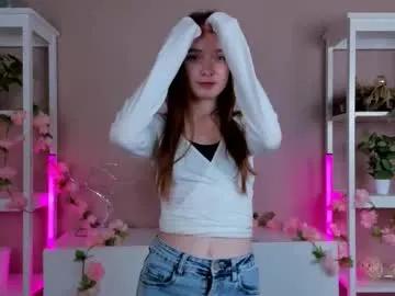 Explore Reaganprigg, she wants to masturbate for you reaganprigg from Chaturbate