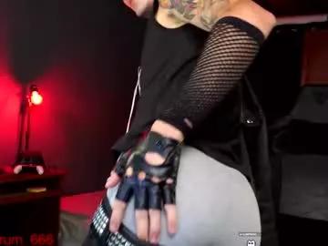 Freechat redrum_696 on Chaturbate