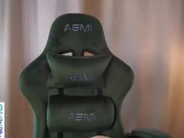 second_aid on Chaturbate 