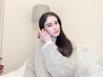 Freechat snowww_white on Chaturbate