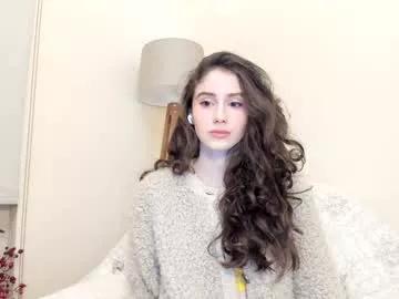 Freechat snowww_white on Chaturbate