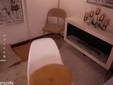 Discover sexy slut Your_dreaamgirlx your_dreaamgirlx from Chaturbate