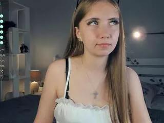 aisly_everist on Flirt4Free 