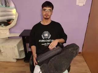 aleex_miller on Flirt4Free 