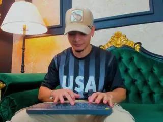 alessandro_kiing on Flirt4Free 