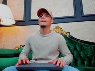 alessandro_kiing on Flirt4Free 