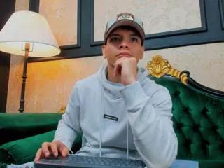 alessandro_kiing on Flirt4Free 