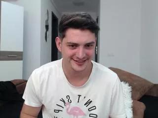 andy_fame on Flirt4Free 