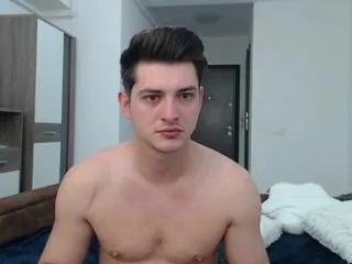 andy_fame on Flirt4Free 