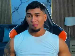 anthom_wells on Flirt4Free 