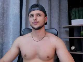 apolo_kleiin on Flirt4Free 