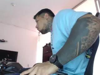 apolo_strongman on Flirt4Free 