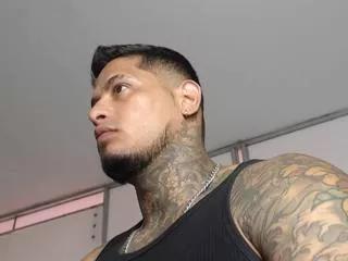 apolo_strongman on Flirt4Free 