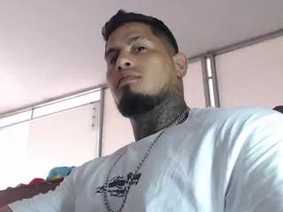 apolo_strongman on Flirt4Free 