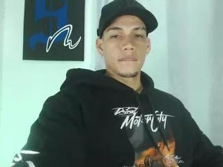 axel_tylor on Flirt4Free 