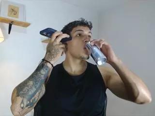 axel_tylor on Flirt4Free 