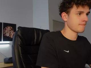 brad_holloway on Flirt4Free 