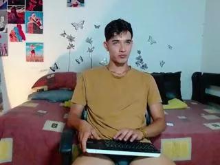 cristofer_hanks on Flirt4Free 