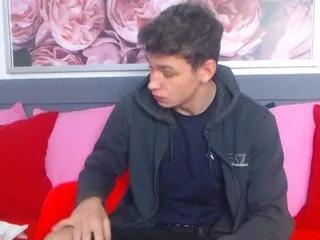 danny_cuomo on Flirt4Free 