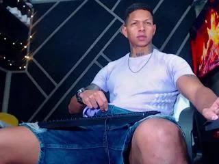 drake_jhonso on Flirt4Free 