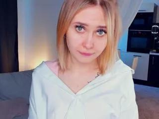elva_forwood on Flirt4Free 