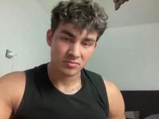 emilio_reynolds on Flirt4Free 