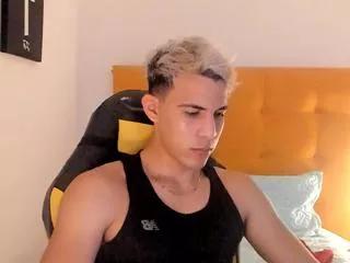 jason_novak on Flirt4Free 