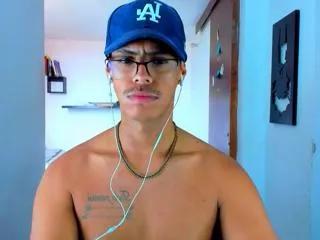 johnny_walls on Flirt4Free 
