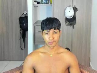 jones_bincs on Flirt4Free 