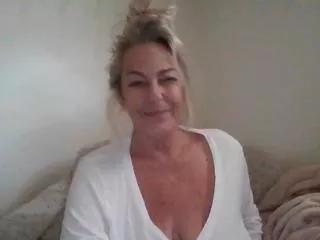 jordynn_lve on Flirt4Free 