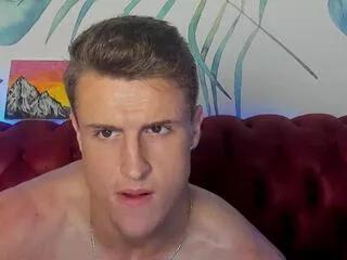 leo_cavalli on Flirt4Free 