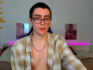 leo_howard on Flirt4Free 