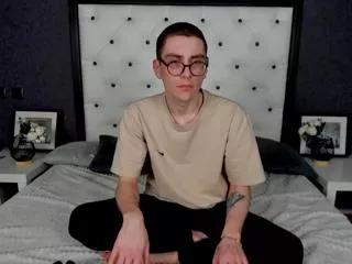 leo_howard on Flirt4Free 
