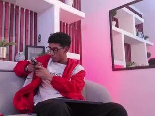 leon_creed on Flirt4Free 