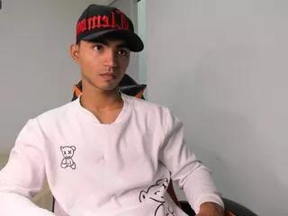 liian_brown on Flirt4Free 
