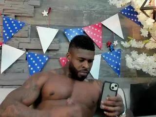 makonnen on Flirt4Free
