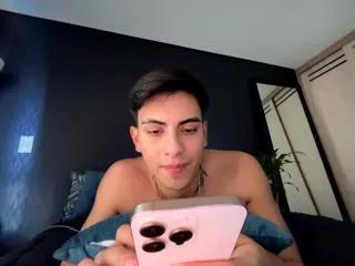 maurice_lewis on Flirt4Free 