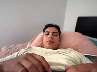 maurice_lewis on Flirt4Free 