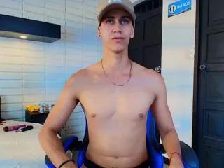 maximiliano_fire on Flirt4Free 