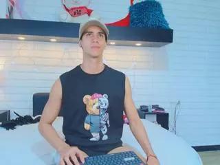 maximiliano_fire on Flirt4Free 