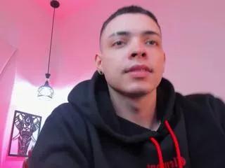 maxwell_dupont on Flirt4Free 