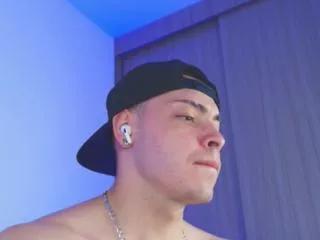 maxwell_dupont on Flirt4Free 
