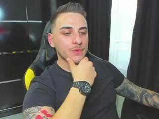 ruben_deniro on Flirt4Free 