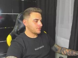 ruben_deniro on Flirt4Free 