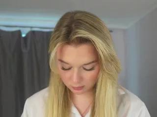 synnove_appling on Flirt4Free 