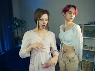 taite_beckett_bonnie_darbyf on Flirt4Free 