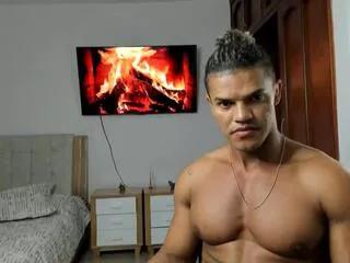 tyga_fit on Flirt4Free 