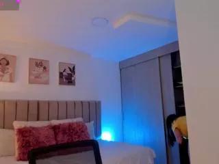 victoria_romano on Flirt4Free 